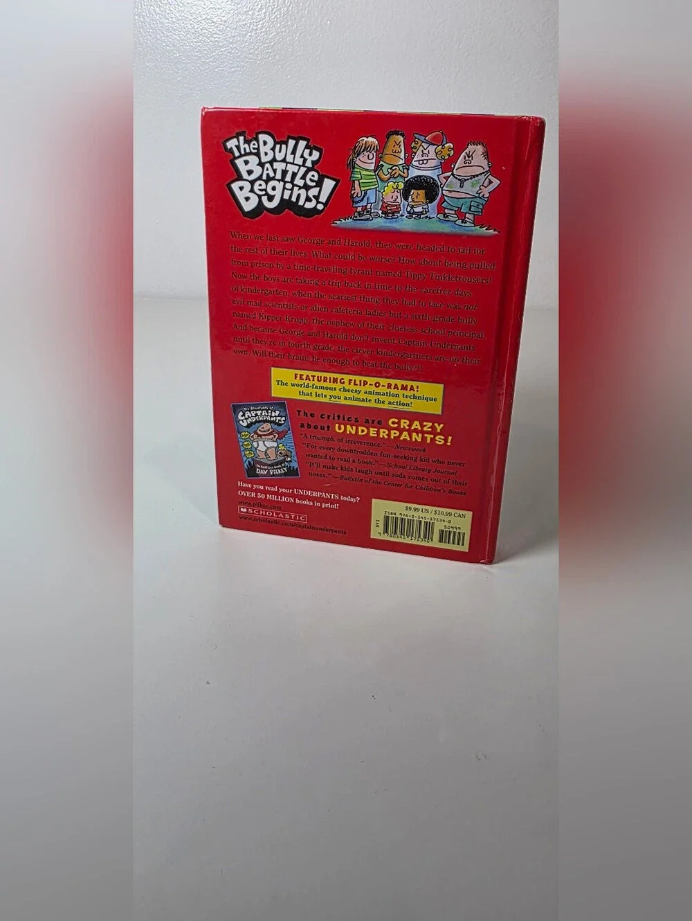 Captain Underpants and the Terrifying Returning Tippy Tinkletrousers -Dav Pilkey